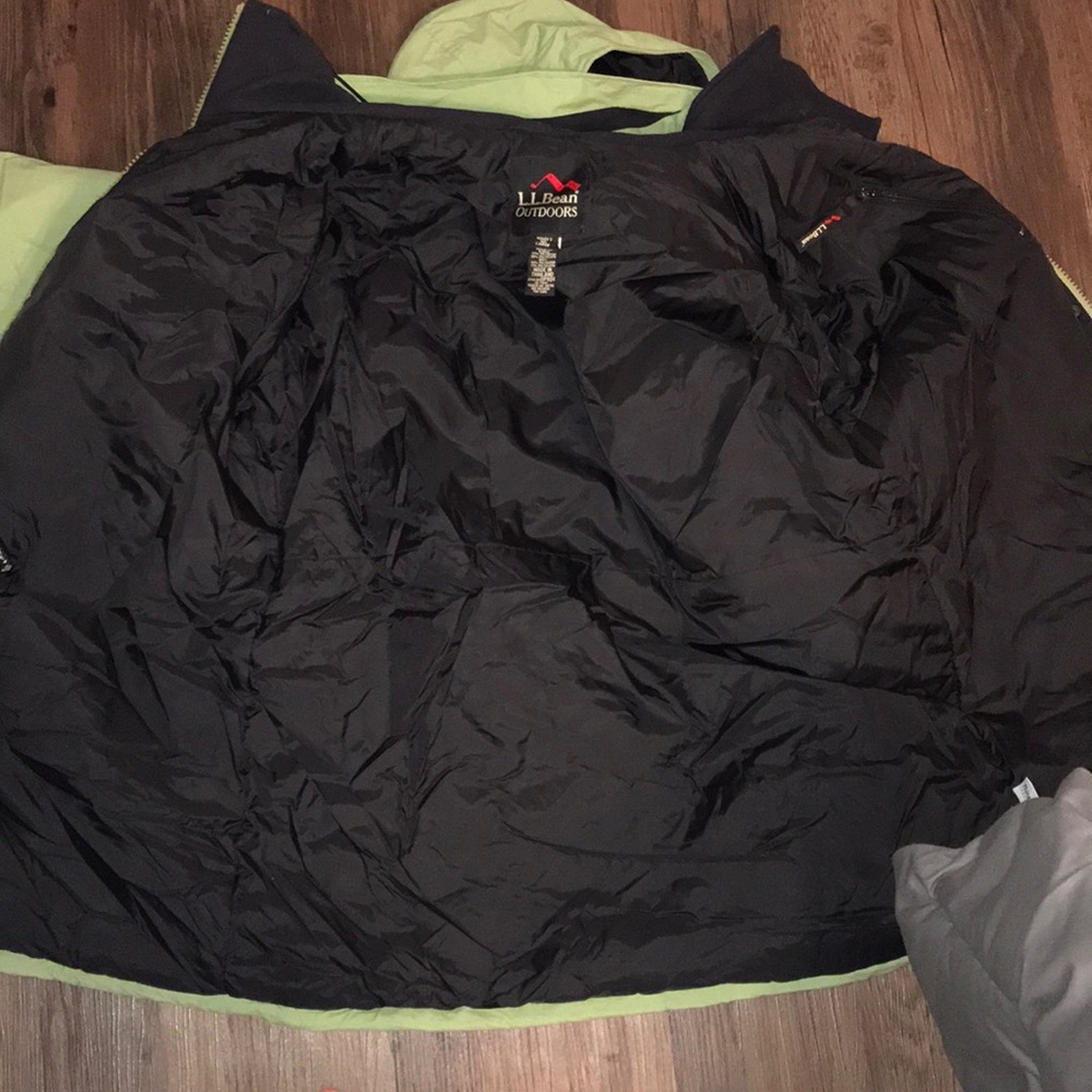 ❄️lime green ski jacket w/ accessories - Picture 14 of 15